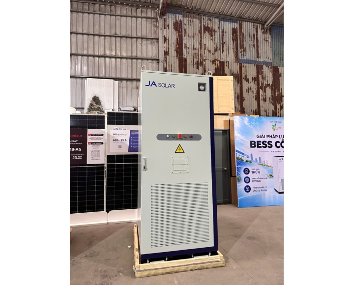 Hệ Thống Lưu Trữ Năng Lượng BESS JA 125kW/261kWh